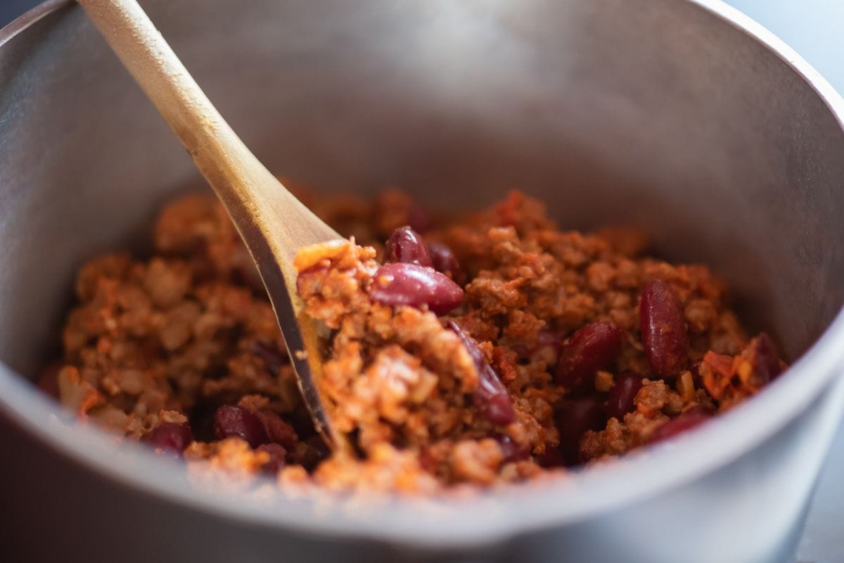 Chili con Carne for the Campfire